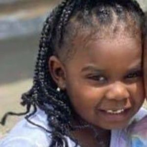 Meet your Posher, Lillian